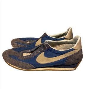 Vintage 1982 Nike Oceania sneakers